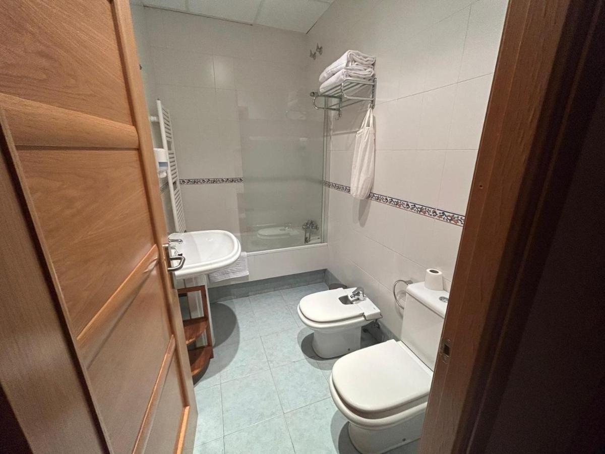 Hostal Villa El Colmenar Mombeltrán Exterior foto
