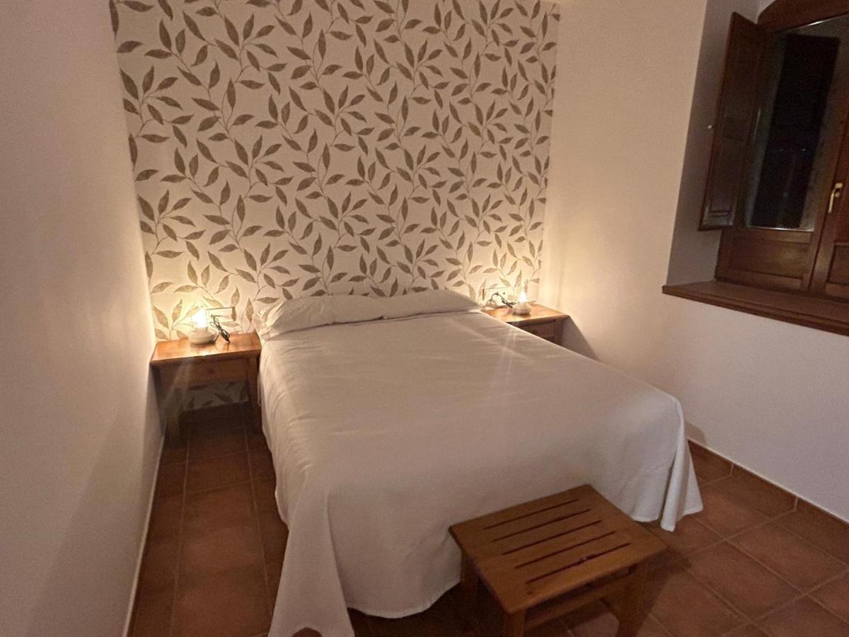 Hostal Villa El Colmenar Mombeltrán Exterior foto