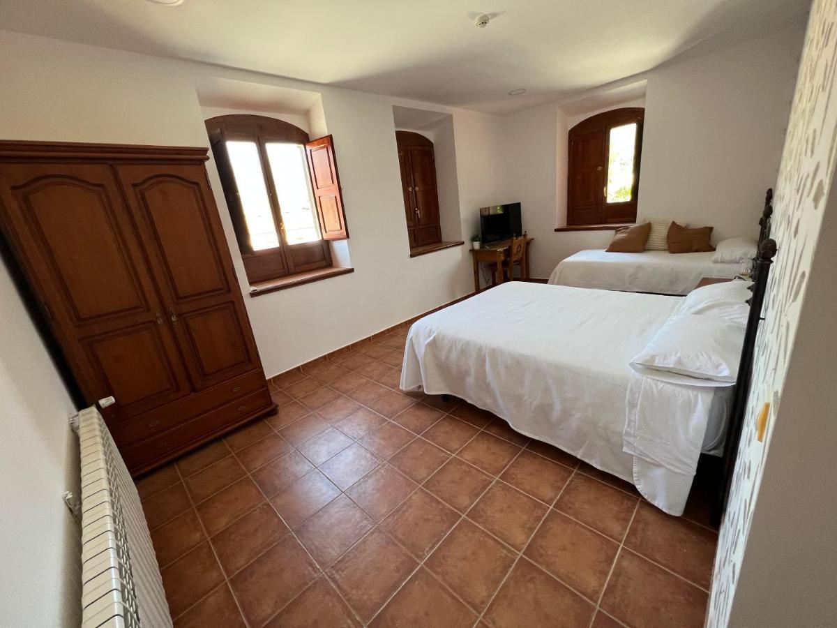 Hostal Villa El Colmenar Mombeltrán Exterior foto