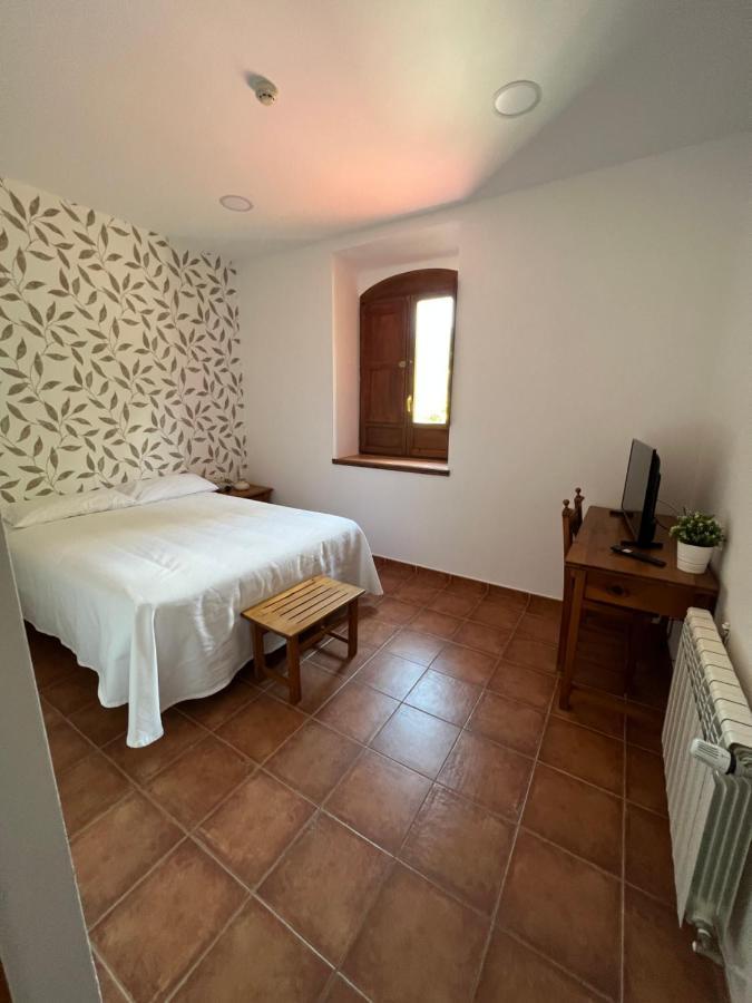 Hostal Villa El Colmenar Mombeltrán Exterior foto